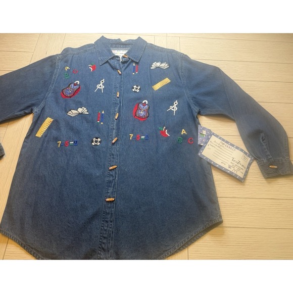NWT Tantrums Long SleeveDenim Button Down Shirt W/ Embroidery & Pencil Buttons M - Picture 8 of 8